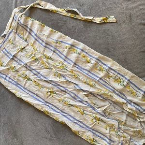 Wrap Around skirt with side slit